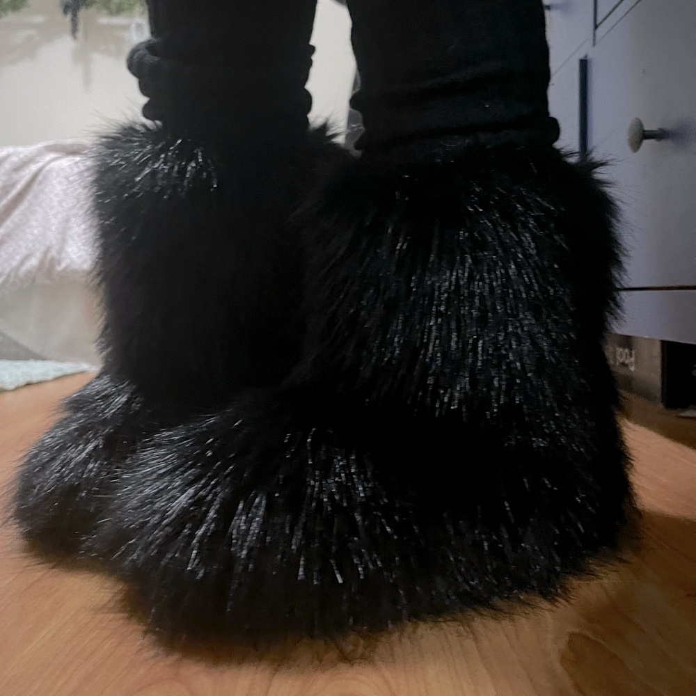 ୨⎯ SOLD ⎯୧